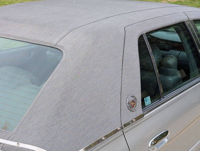 2005 Cadillac DeVille