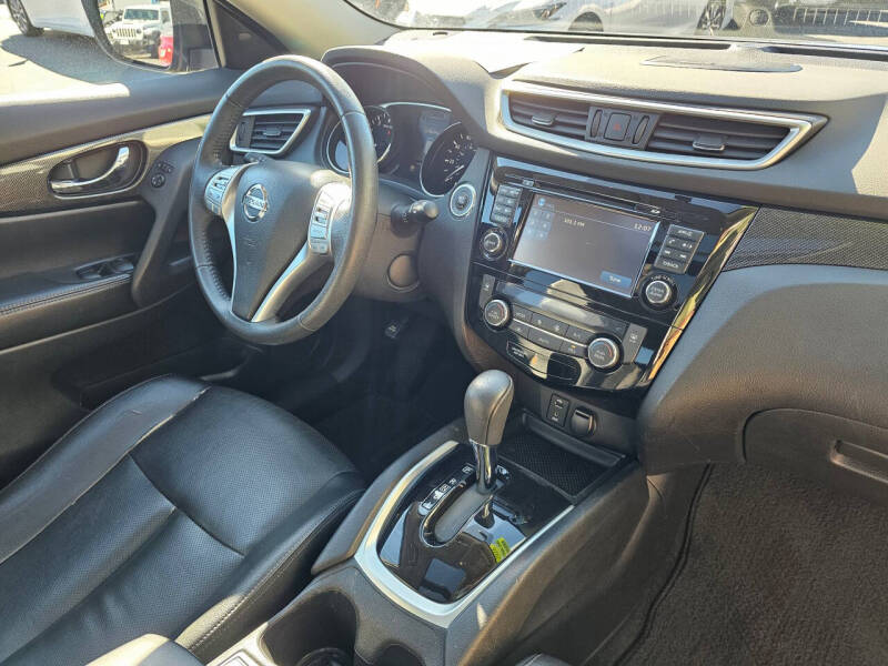 2016 Nissan Rogue SL