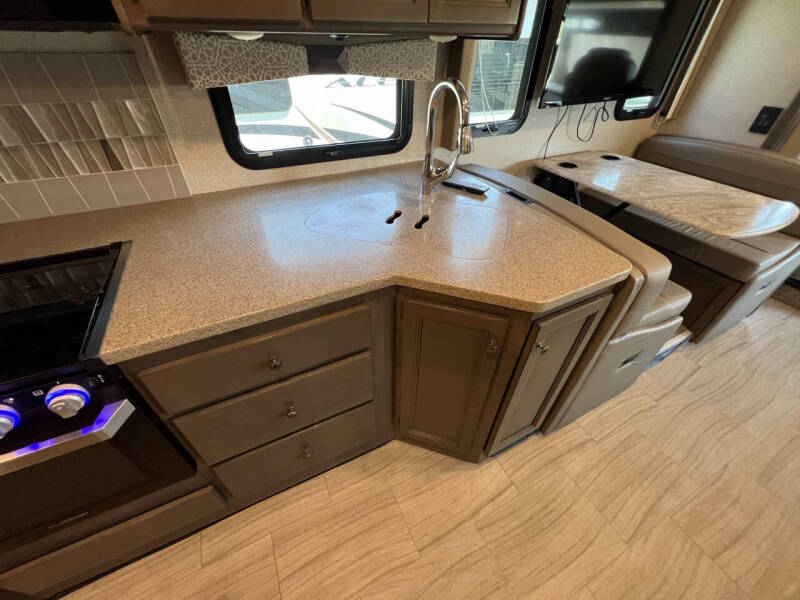 2021 Thor Motor Coach Windsport 34J