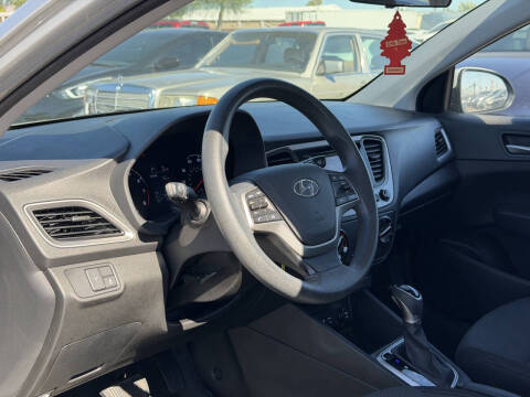 2020 Hyundai Accent SE