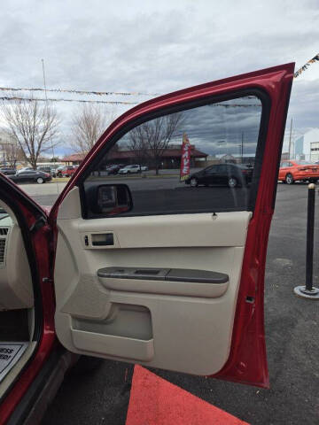 2009 Ford Escape XLS