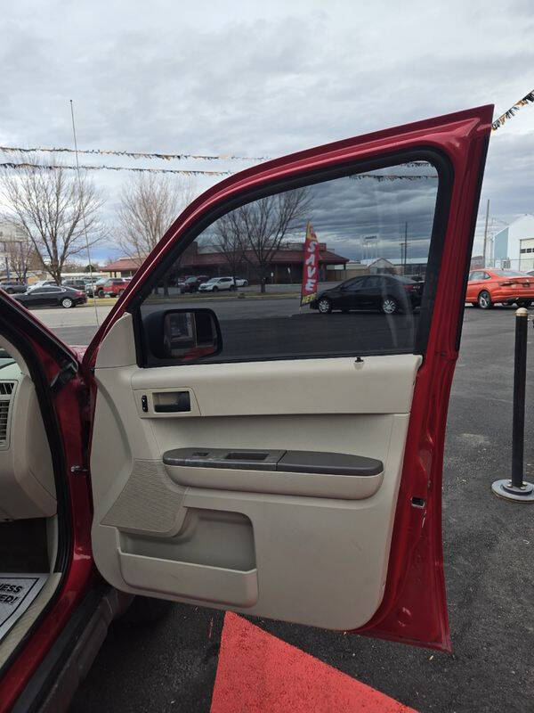 2009 Ford Escape XLS