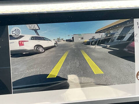 2022 Land Rover Range Rover Velar P250 R-Dynamic S