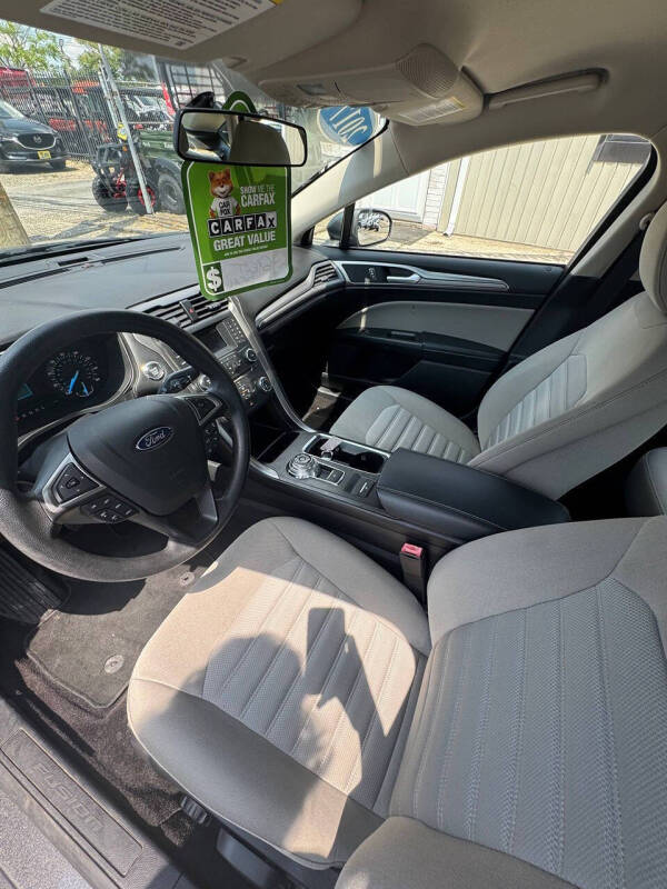 2017 Ford Fusion S