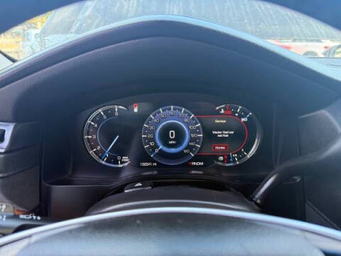 2016 Cadillac Escalade Luxury Collection