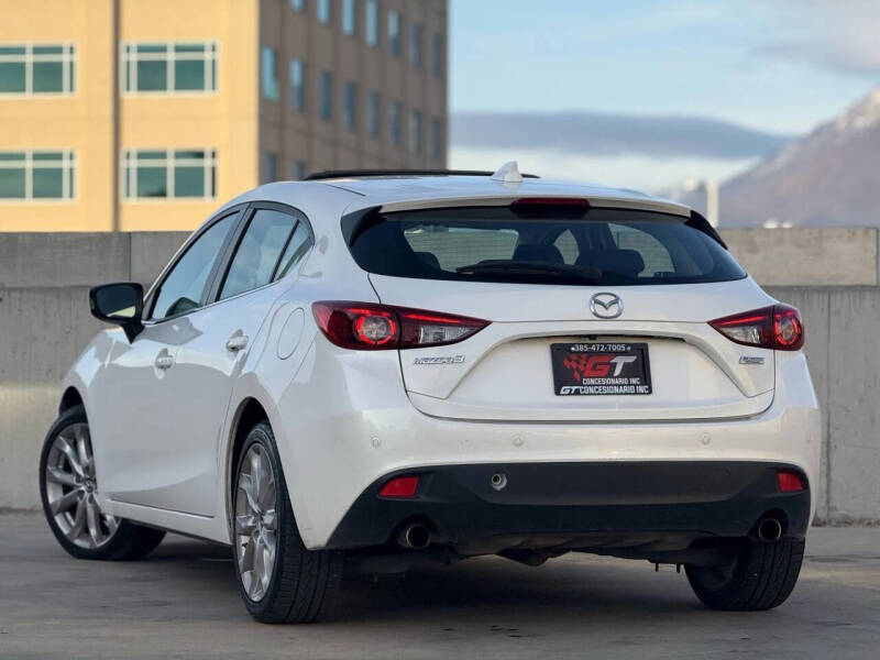 2016 Mazda MAZDA3 s Grand Touring