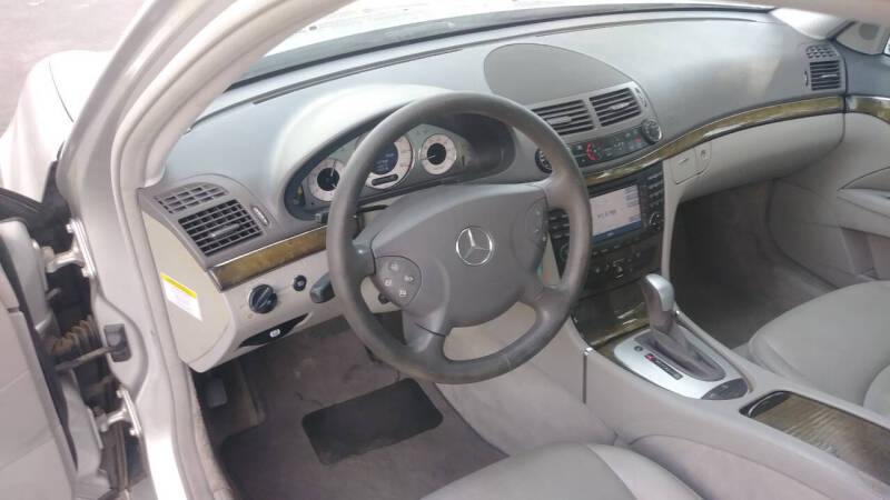 2005 Mercedes-Benz E-Class E 320