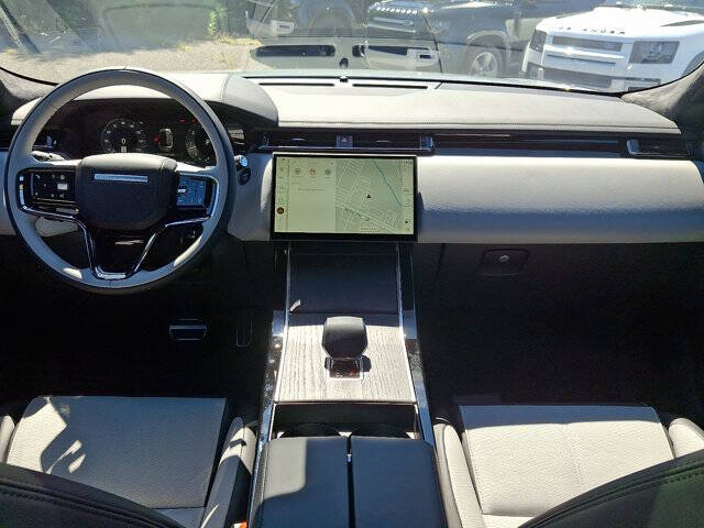 2026 Land Rover Range Rover Velar P400 Autobiography