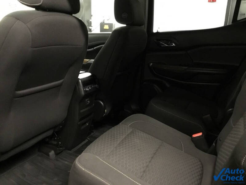 2019 GMC Acadia SLE-2