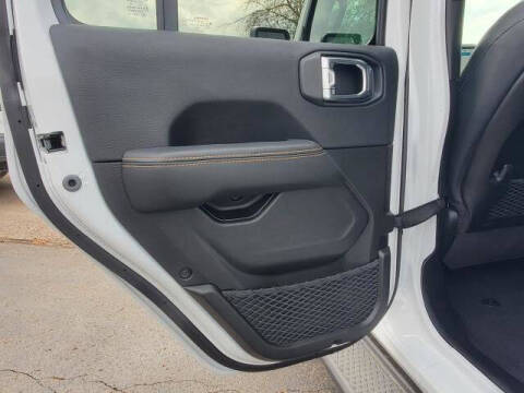 2025 Jeep Gladiator High Tide