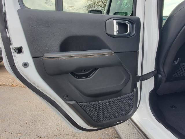 2025 Jeep Gladiator High Tide