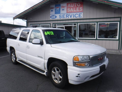 2002 GMC Yukon XL for sale at 777 Auto Sales and Service in Tacoma WA