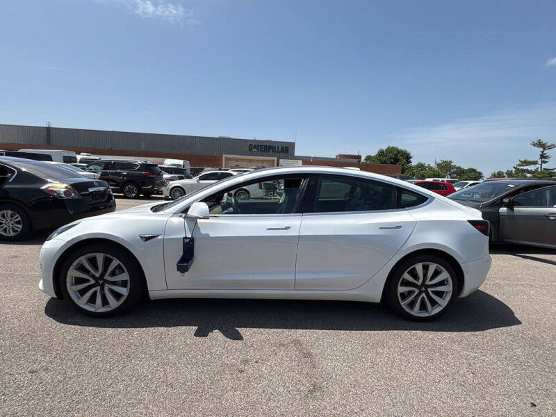 2019 Tesla Model 3 Mid Range