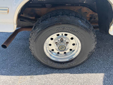 1996 Ford Bronco XLT