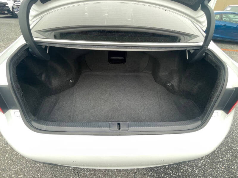 2015 Lexus ES 350 Crafted Line