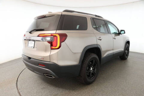 2022 GMC Acadia AT4