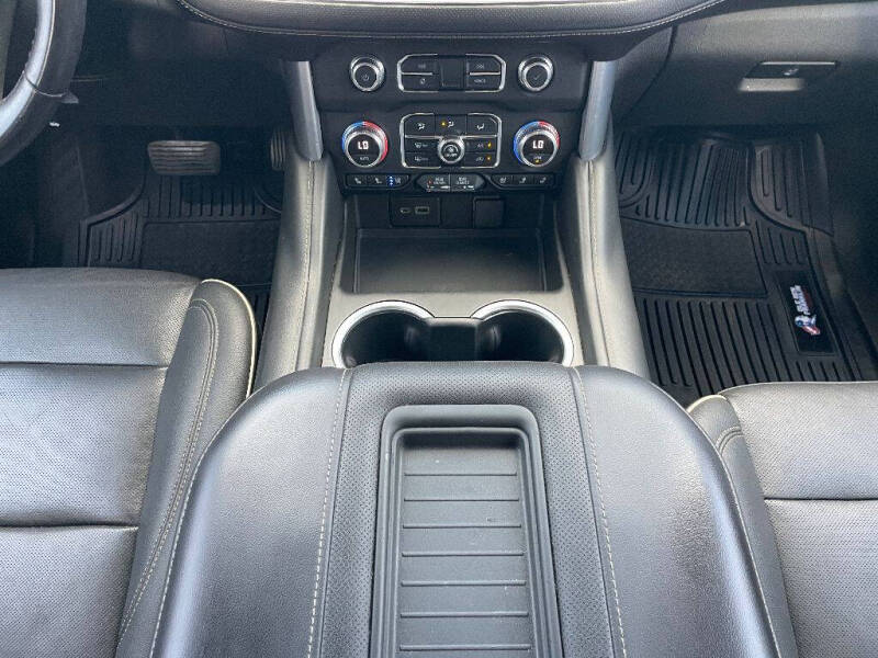 2022 GMC Yukon XL SLT