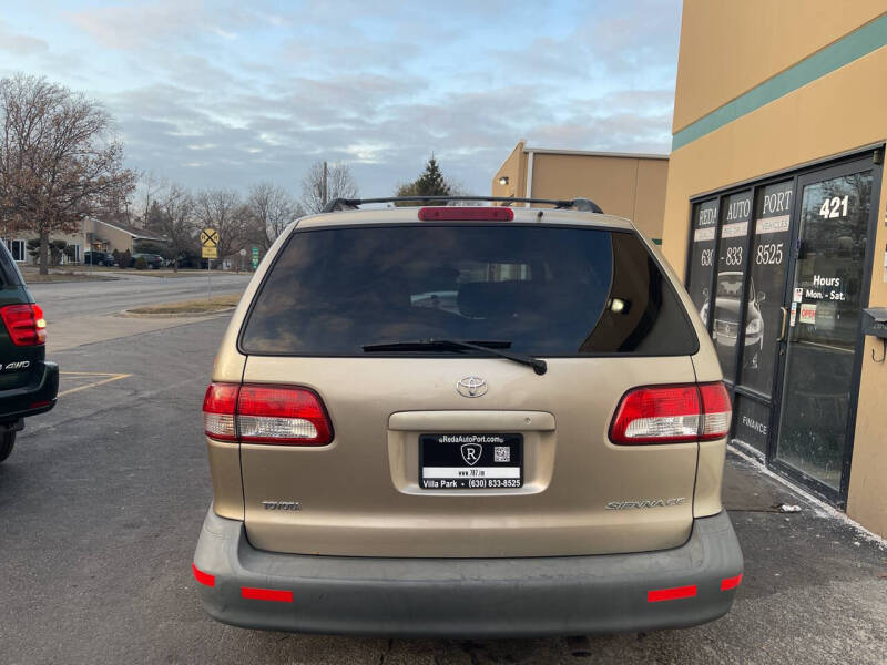 2002 Toyota Sienna CE