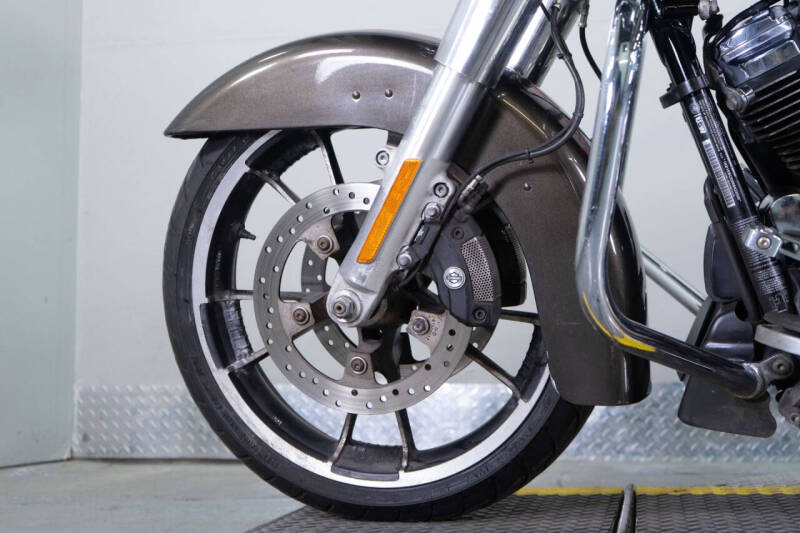 2021 Harley-Davidson Street Glide