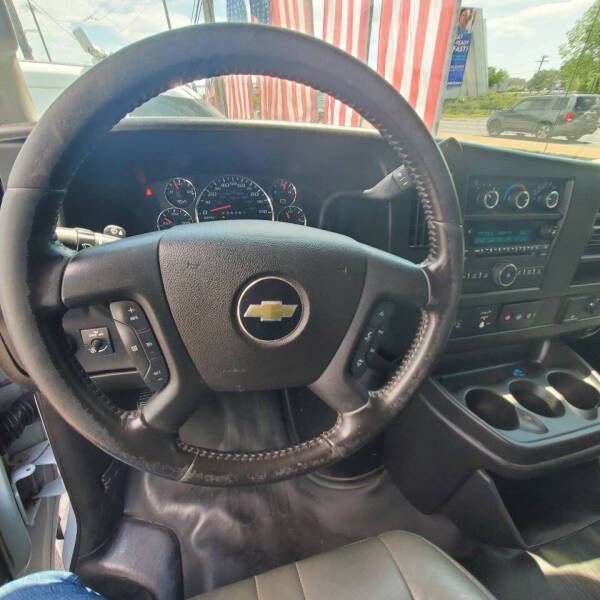 2021 Chevrolet Express 2500