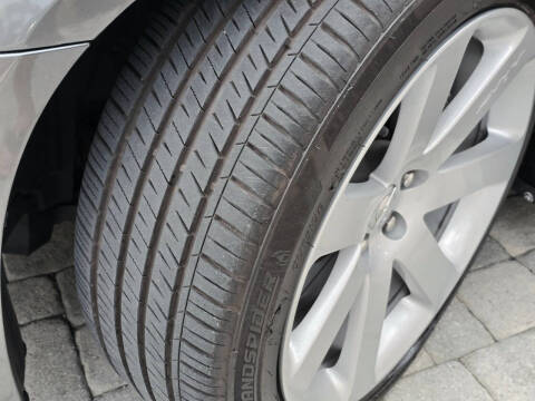 2012 Chrysler 300 SRT8