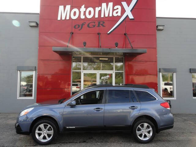 2013 Subaru Outback Limited's photo
