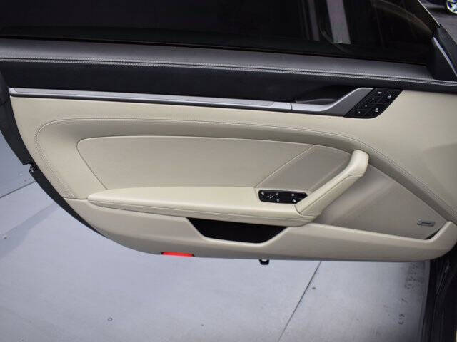 2022 Porsche 911 Carrera