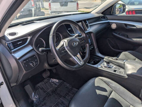2019 Infiniti QX50 Essential