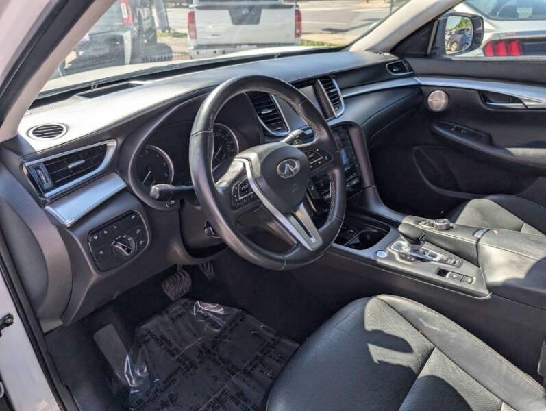 2019 Infiniti QX50 Essential