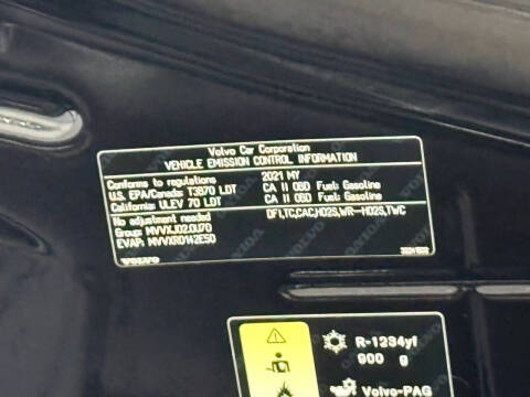 2021 Volvo XC90 T5 Momentum