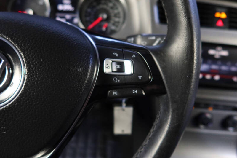 2015 Volkswagen Golf TDI S