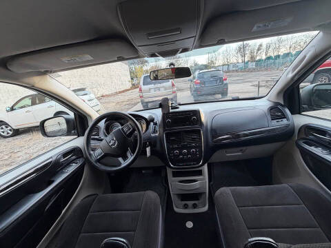 2012 Dodge Grand Caravan American Value Package