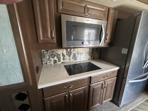 2016 CEDAR CREEK 38EL