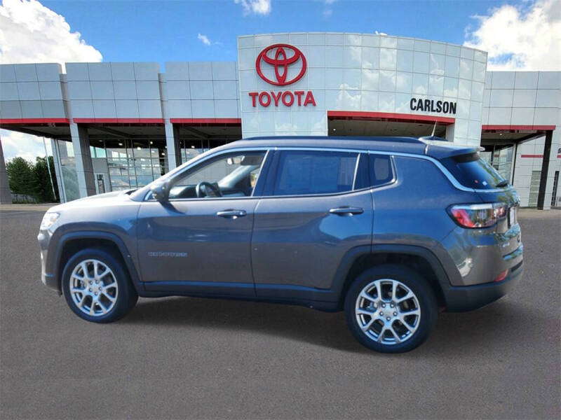 2022 Jeep Compass Latitude Lux