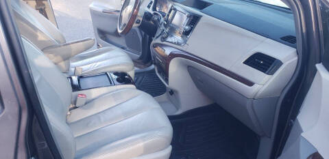 2011 Toyota Sienna XLE 8-Passenger