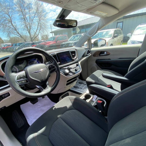 2017 Chrysler Pacifica Touring