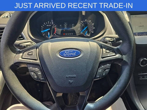 2020 Ford Edge SE