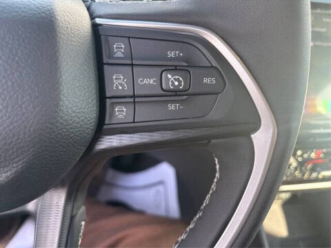 2024 Jeep Grand Cherokee L Laredo X