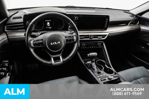 2022 Kia K5 EX