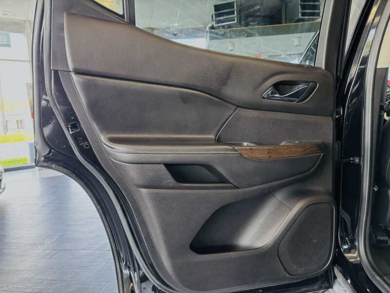 2022 GMC Acadia Denali