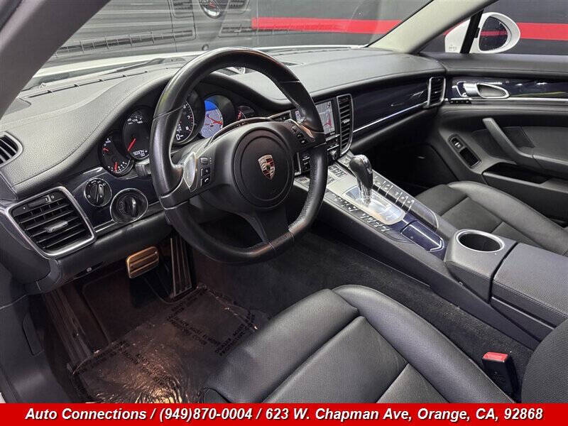 2012 Porsche Panamera