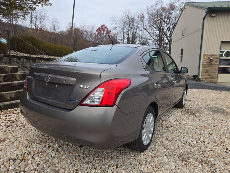 2012 Nissan Versa 1.6 S