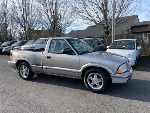 1999 GMC Sonoma for sale at steve and sons auto sales - Steve & Sons Auto Sales 2 in Portland OR