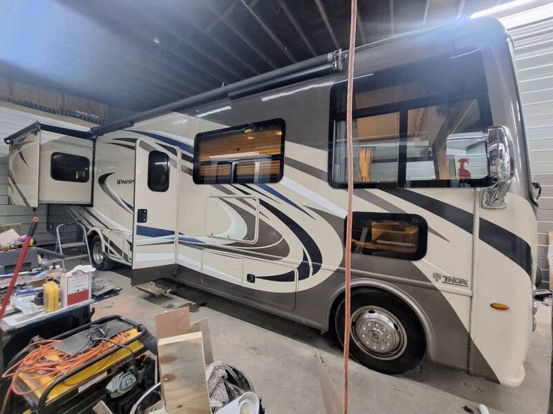 2019 Thor Motor Coach Windsport