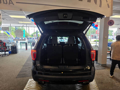 2017 Ford Explorer Sport
