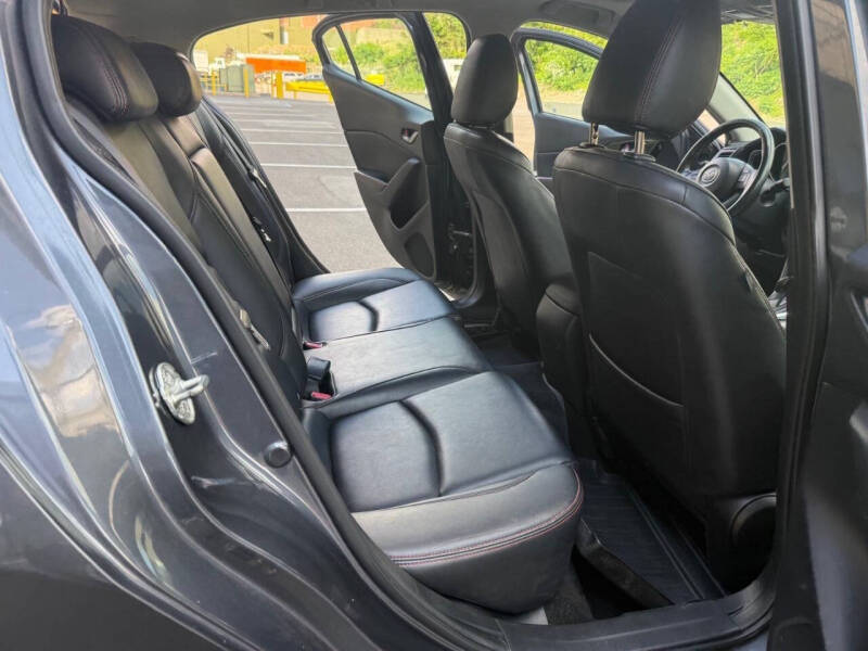 2016 Mazda MAZDA3 i Grand Touring