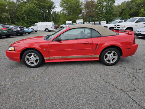2002 Ford Mustang Deluxe
