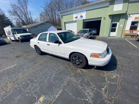 2007 Ford Crown Victoria for sale at B & M Wheels Deals in Salisbury NC