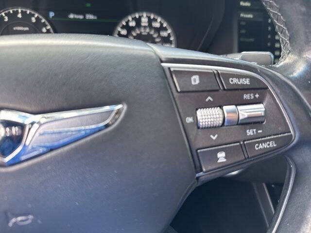 2018 Genesis G90