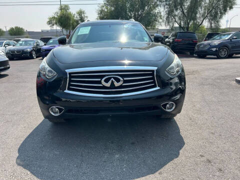 2016 Infiniti QX70